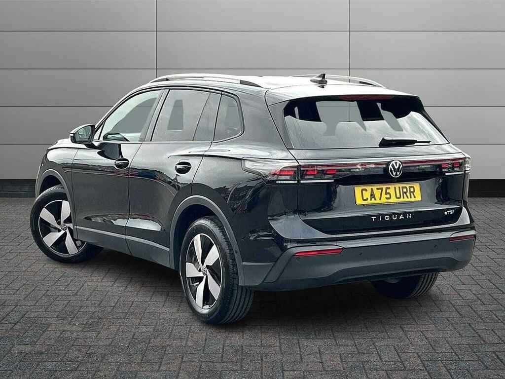 Volkswagen Tiguan 1.5 Etsi Mhev Match Dsg Euro 6 Ss CA75URR Black #3