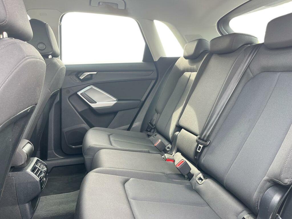 Audi Q3 1.5 Tfsi Cod 35 Technik Euro 6 Ss CU72UDH Silver #4