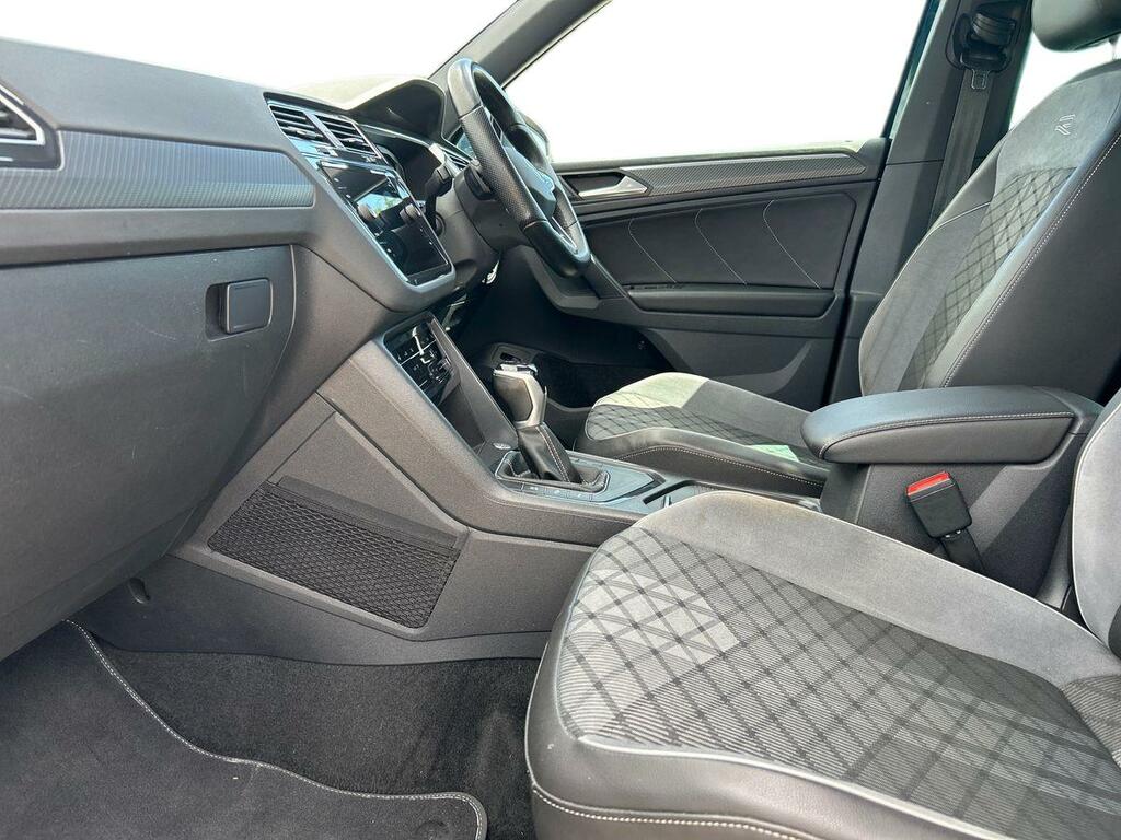 Volkswagen Tiguan 2.0 Tdi R-line Dsg Euro 6 Ss CV23OBN Blue #3
