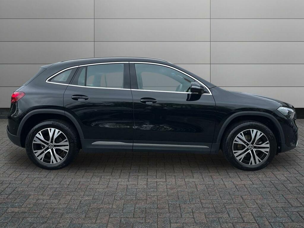 Mercedes-Benz GLA Class 1.3 Gla200h Mhev Sport Executive 7G-dct Euro 6 CN25RSV Black #5