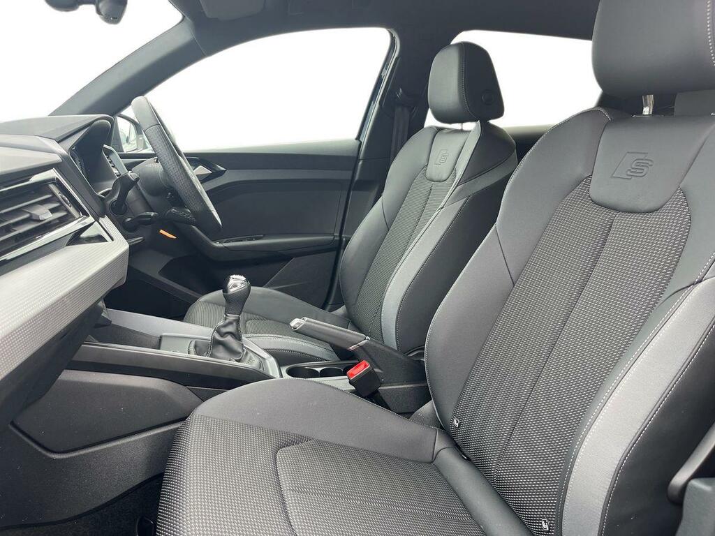 Audi A1 1.0 Tfsi 30 Black Edition Sportback Euro 6 Ss 5 Blue #3