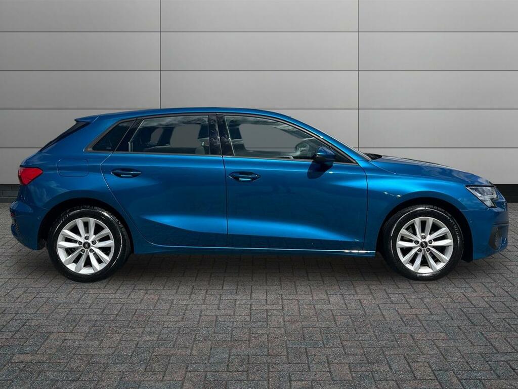 Audi A3 1.5 Tfsi 35 Technik Sportback Euro 6 Ss CU22UFH Blue #5
