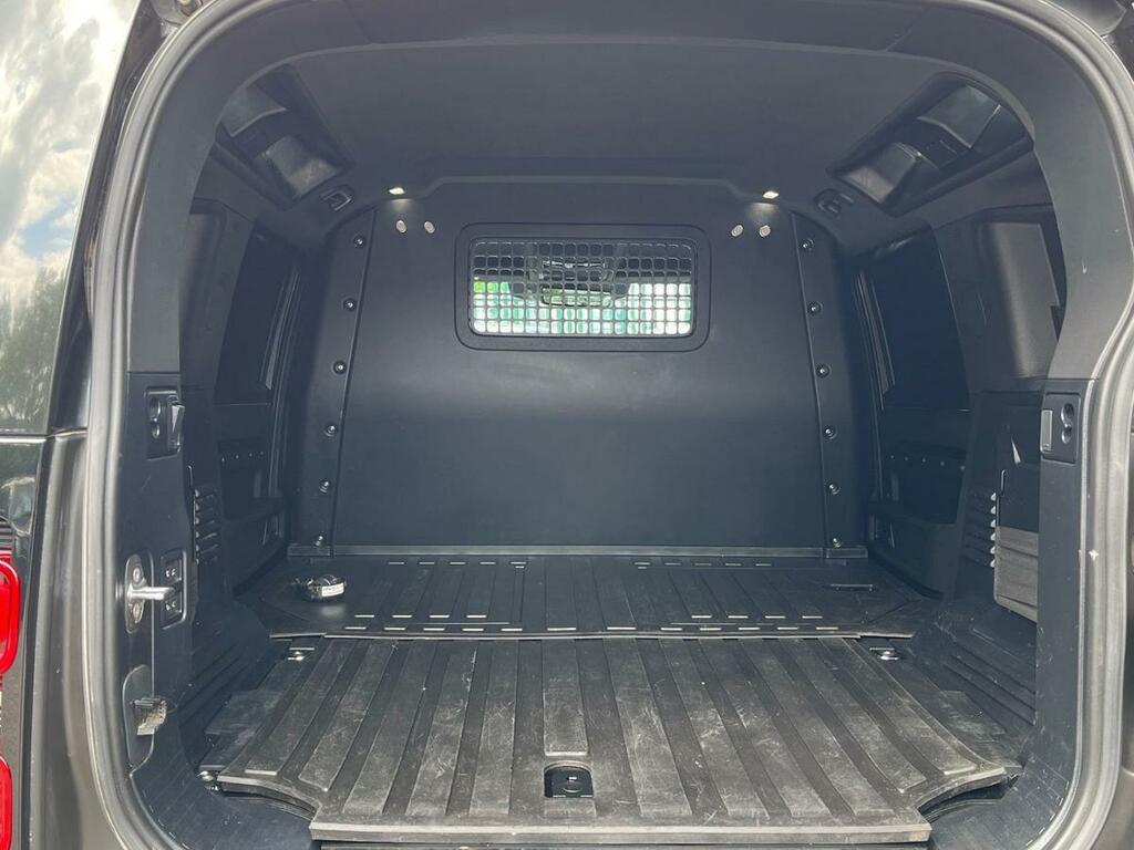 Land Rover Defender 3.0 D300 Mhev X-dynamic Hse Hard Top Suv 4Wd DW23FZC Black #4