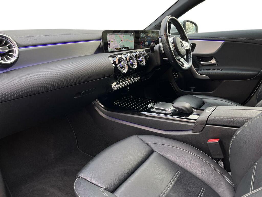 Mercedes-Benz CLA Class 2.0 Cla250 Amg Line Premium Plus 2 Coupe 7G-dct #3