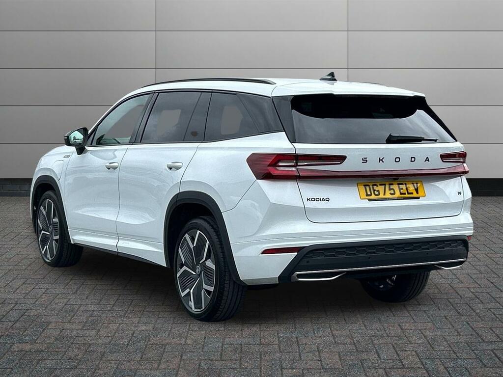 Skoda Kodiaq 1.5 Tsi Iv 25.7Kwh Sportline Dsg Euro 6 Ss DG75ELV White #2