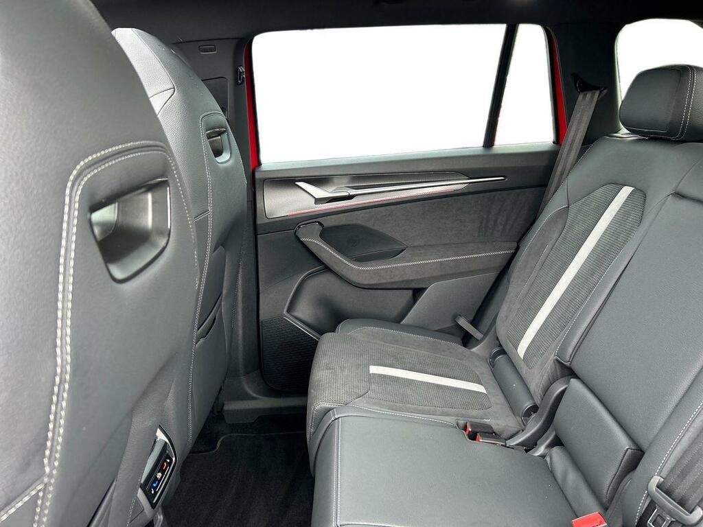 Skoda Kodiaq 1.5 Tsi E-tec Mhev Sportline Dsg Euro 6 Ss DG75EPJ Red #4