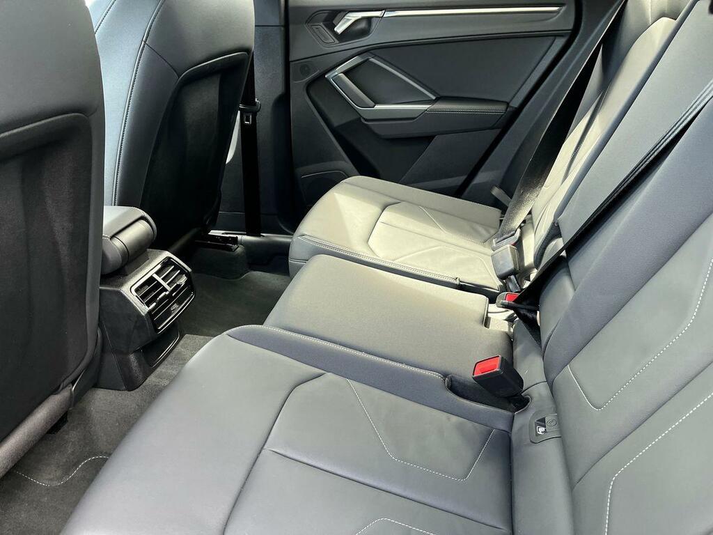 Audi Q3 2.0 Tdi 35 Black Edition S Tronic Euro 6 Ss Grey #4