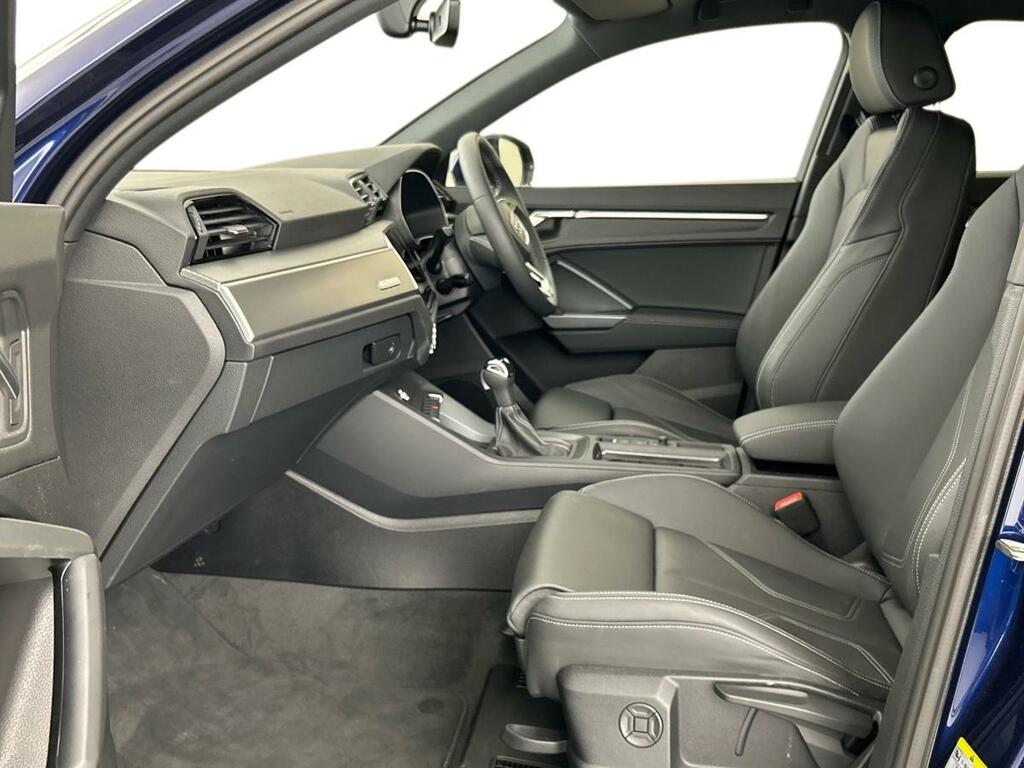 Audi Q3 S Line 35 Tfsi 150 Ps S Tronic CV75EAJ Blue #3