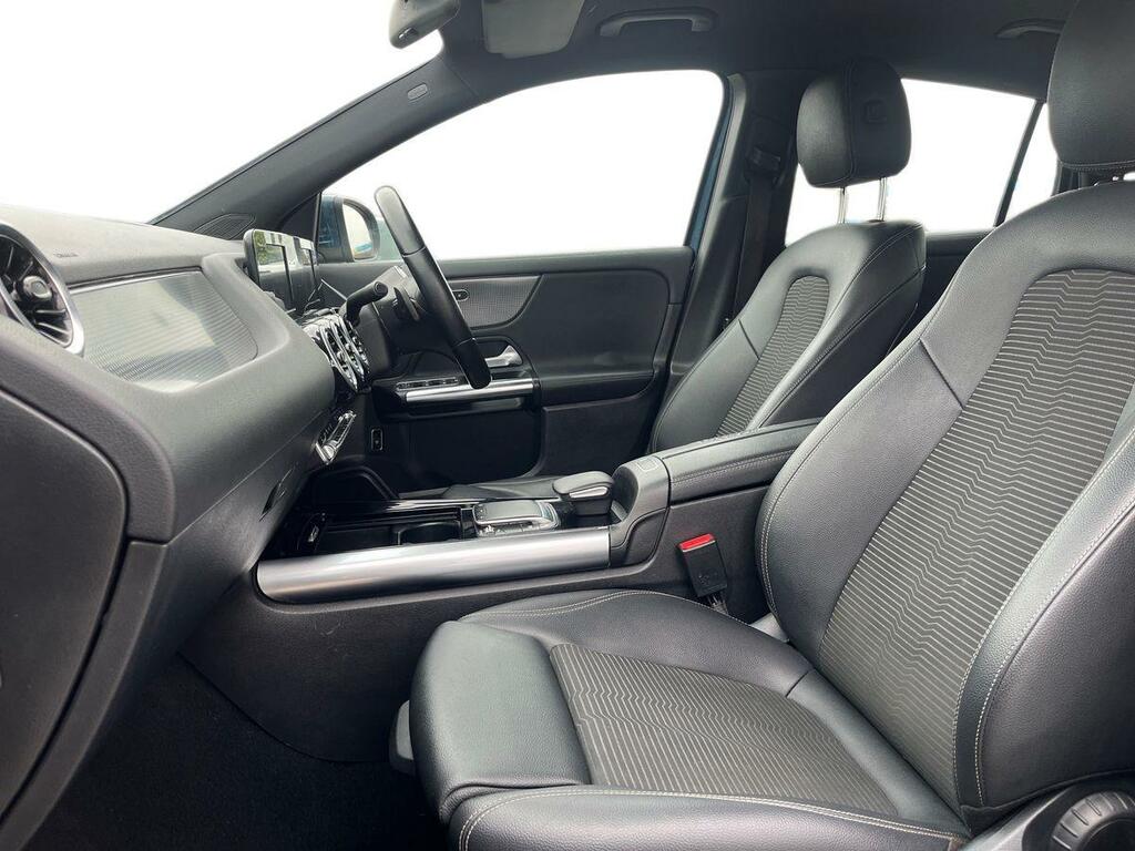 Mercedes-Benz GLA Class 1.3 Gla180 Sport 7G-dct Euro 6 Ss EY21ADX Blue #3
