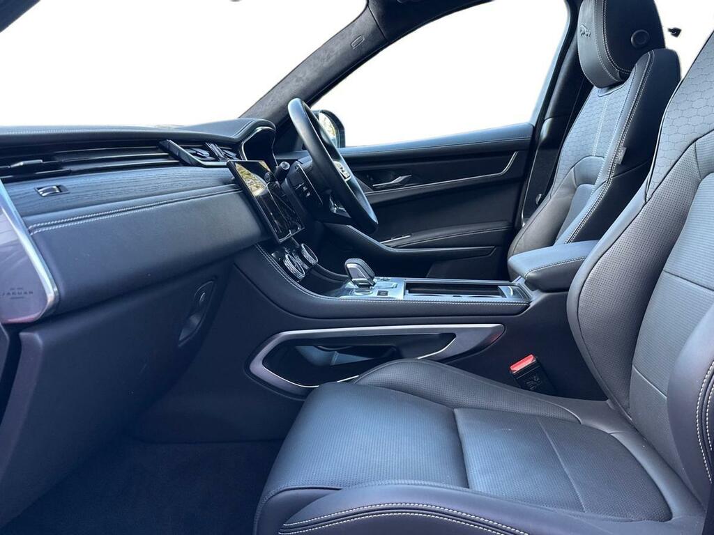 Jaguar F-Pace 3.0 D300 Mhev R-dynamic Hse Black 90Th Anniversary Red #3
