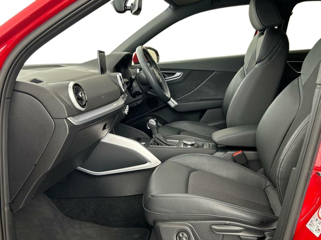 Audi Q2 1.5 Tfsi Cod 35 S Line S Tronic Euro 6 Ss CU73UFN Red #3