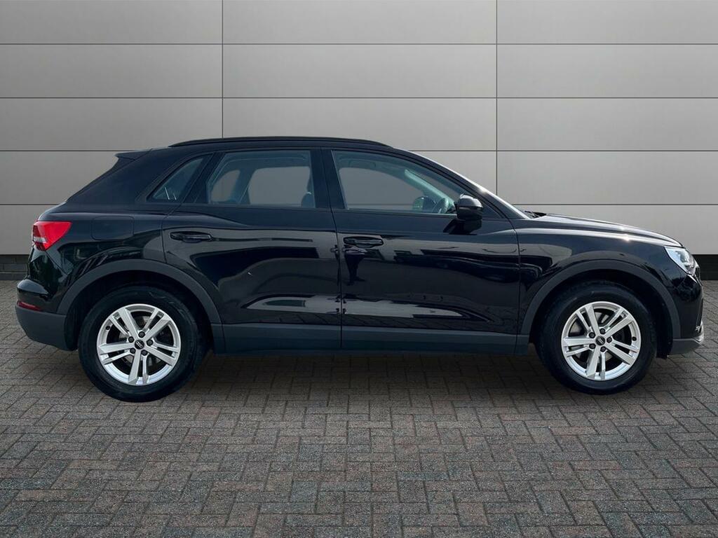 Audi Q3 1.5 Tfsi Cod 35 Technik Euro 6 Ss CP22BCY Black #5