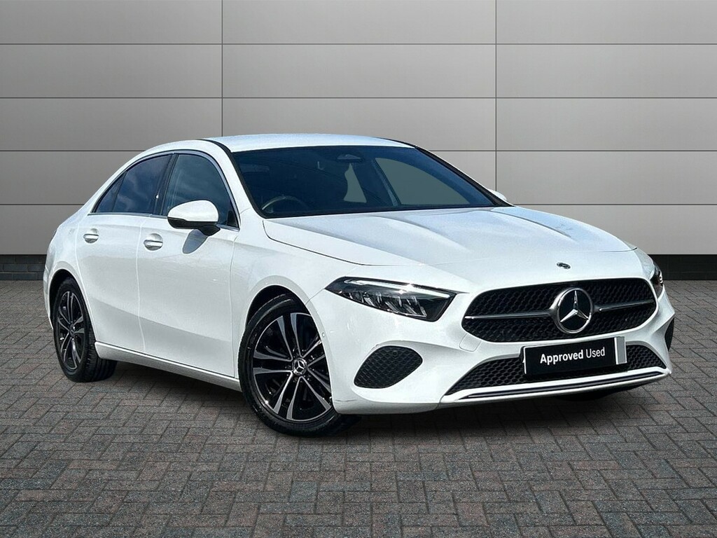Mercedes-Benz A Class 1.3 A200h Mhev Sport Executive 7G-dct Euro 6 S White