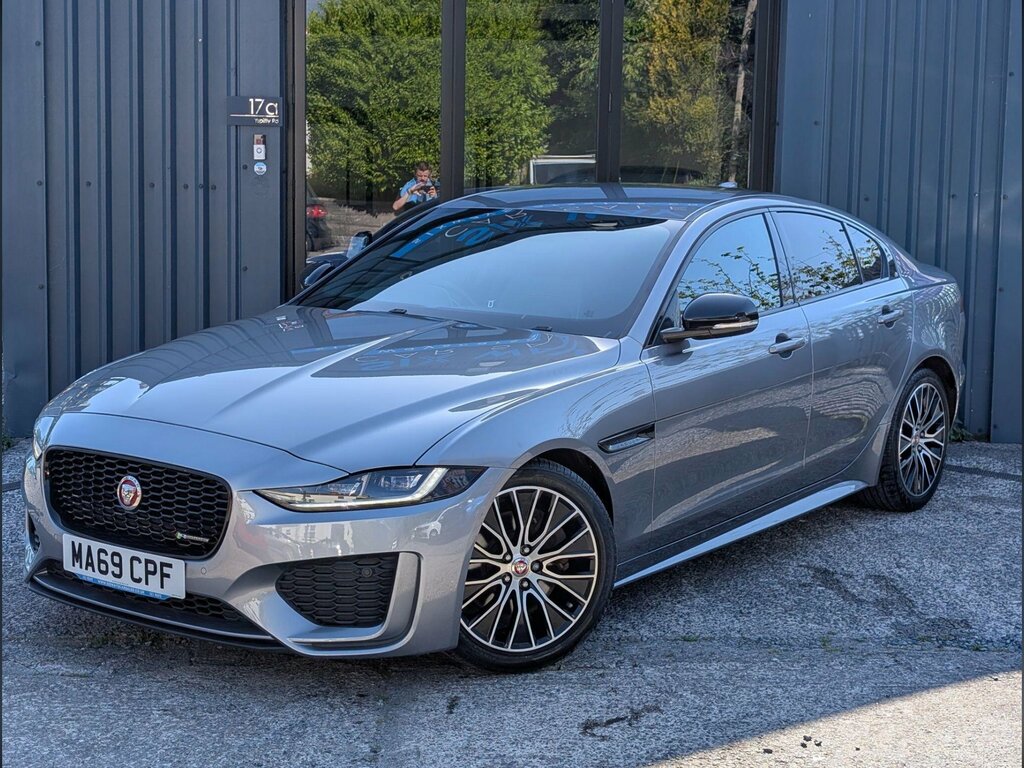 Jaguar XE 2.0 P250i R-dynamic S Euro 6 Ss LO11UNC Grey #6