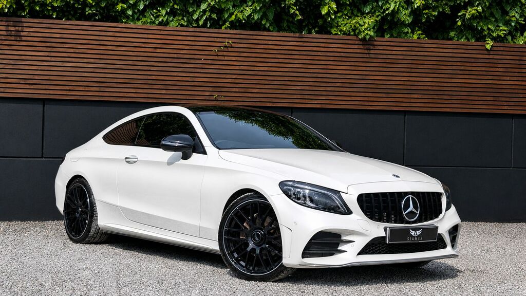 Mercedes-Benz C Class 2019 1.5 C200 Mhev Amg Line Premium Plus Coupe 2 EJ19UBG White #3