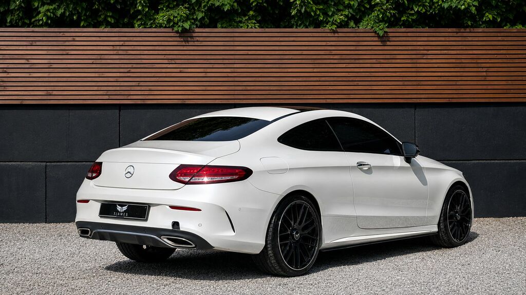 Mercedes-Benz C Class 2019 1.5 C200 Mhev Amg Line Premium Plus Coupe 2 EJ19UBG White #6