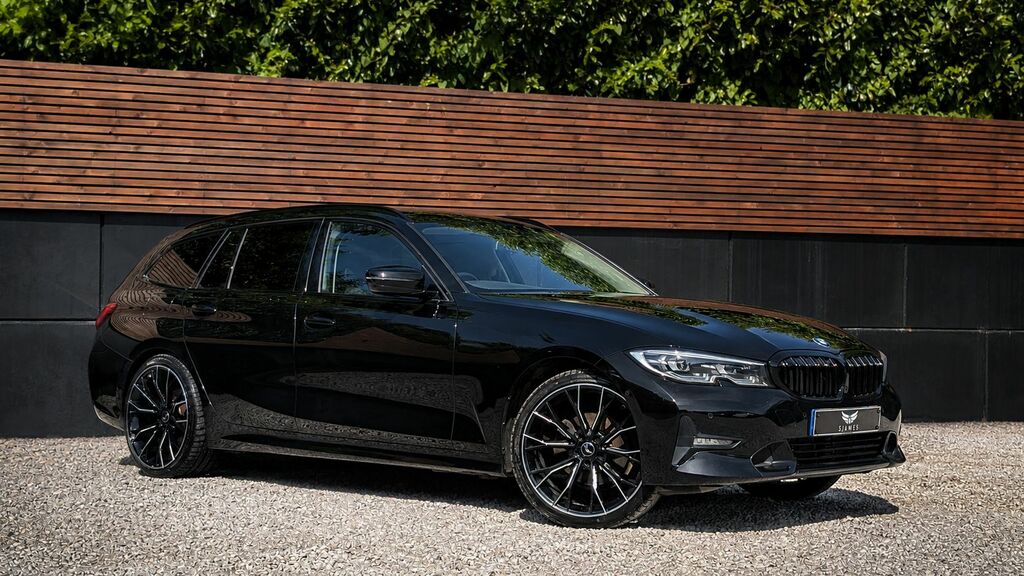 BMW 3 Series 2020 2.0 320D Mht Sport Touring Hybrid YF70PSO Black #4