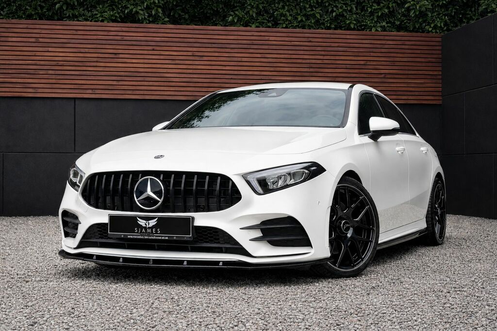 Mercedes-Benz A Class 2022 1.3 A250e 15.6Kwh Amg Line Edition Premium P White