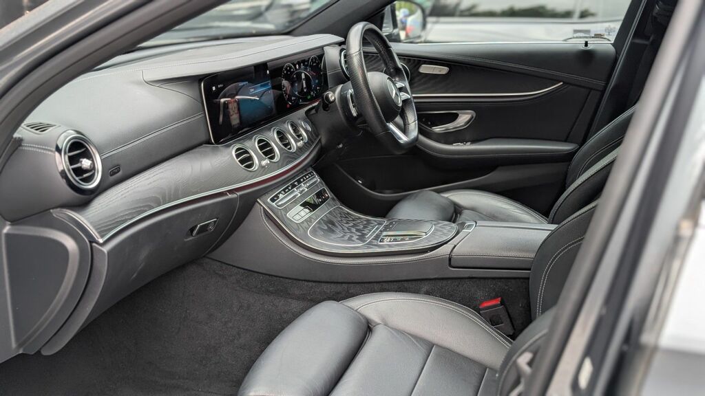 Mercedes-Benz E Class 2020 2.0 E300de 13.5Kwh Amg Line Saloon LK02UKK Grey #5