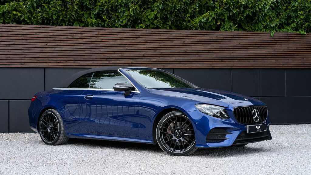 Mercedes-Benz E Class 2020 2.0 E220d Amg Line Premium Plus Cabriolet 2 LC70MUU Blue #3