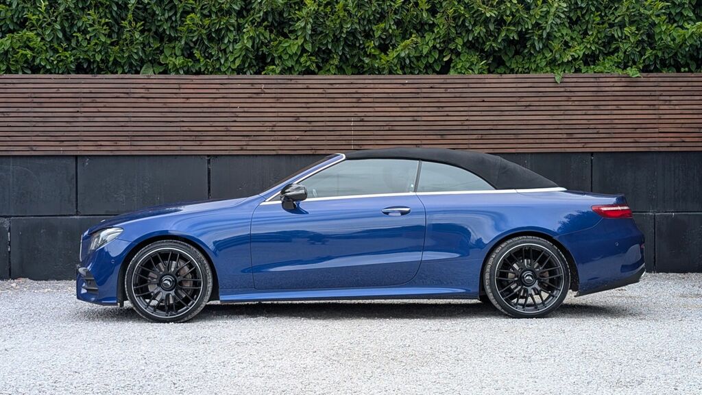 Mercedes-Benz E Class 2020 2.0 E220d Amg Line Premium Plus Cabriolet 2 LC70MUU Blue #4