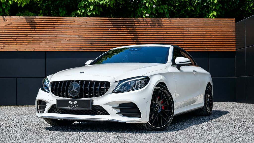 Mercedes-Benz C Class 2019 2.0 C300 Amg Line Premium Cabriolet Pet White