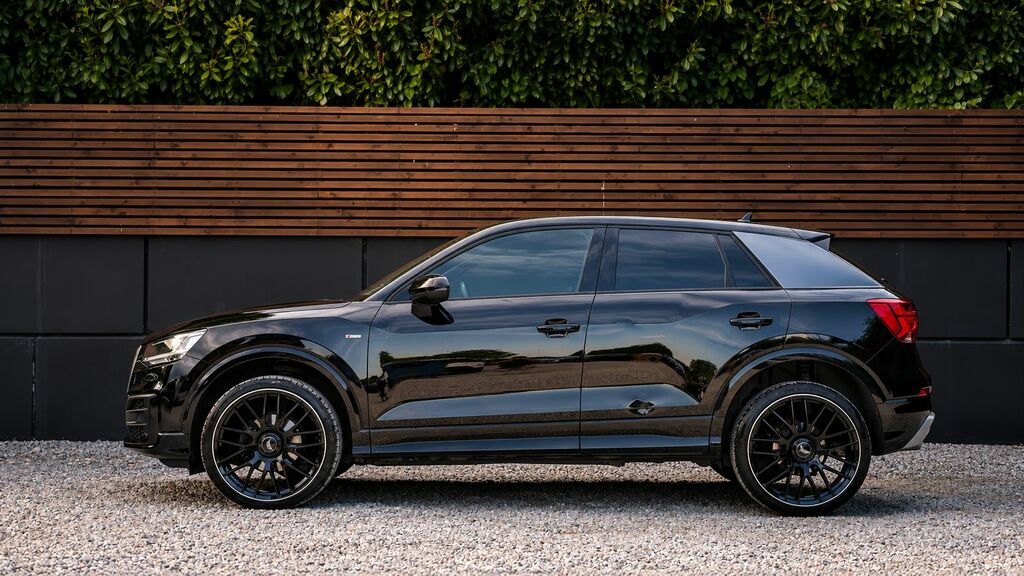 Audi Q2 2020 1.5 Tfsi Cod 35 S Line Suv S Troni YX70YFB Black #5