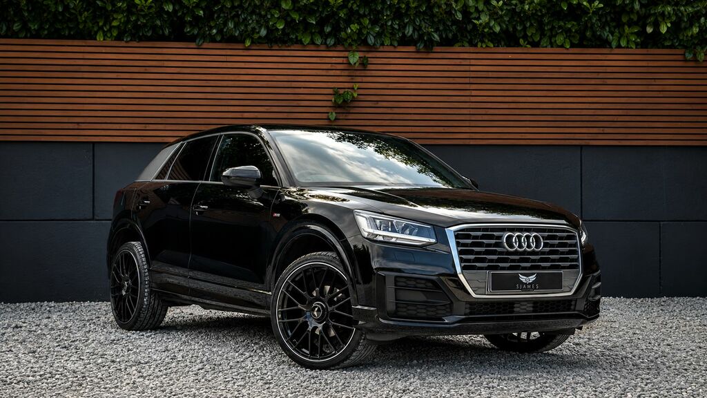 Audi Q2 2020 1.5 Tfsi Cod 35 S Line Suv S Troni YX70YFB Black #3
