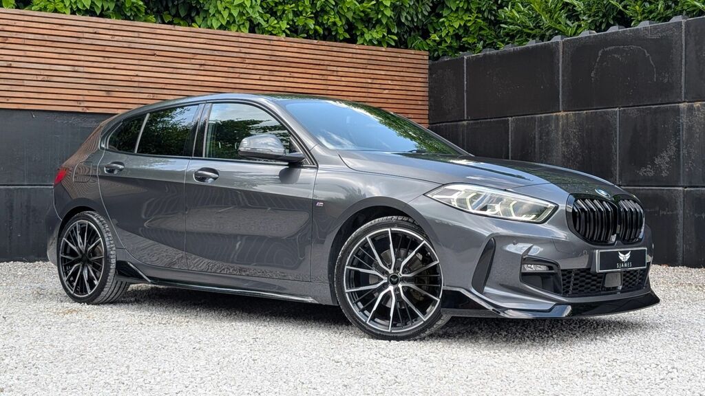BMW 1 Series 2019 1.5 118I M Sport Hatchback Dct Eur Grey #4