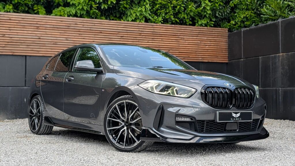 BMW 1 Series 2019 1.5 118I M Sport Hatchback Dct Eur Grey #3