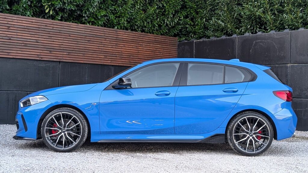 BMW 1 Series 2019 1.5 118I M Sport Hatchback Dct Eur AO69XEX Blue #4