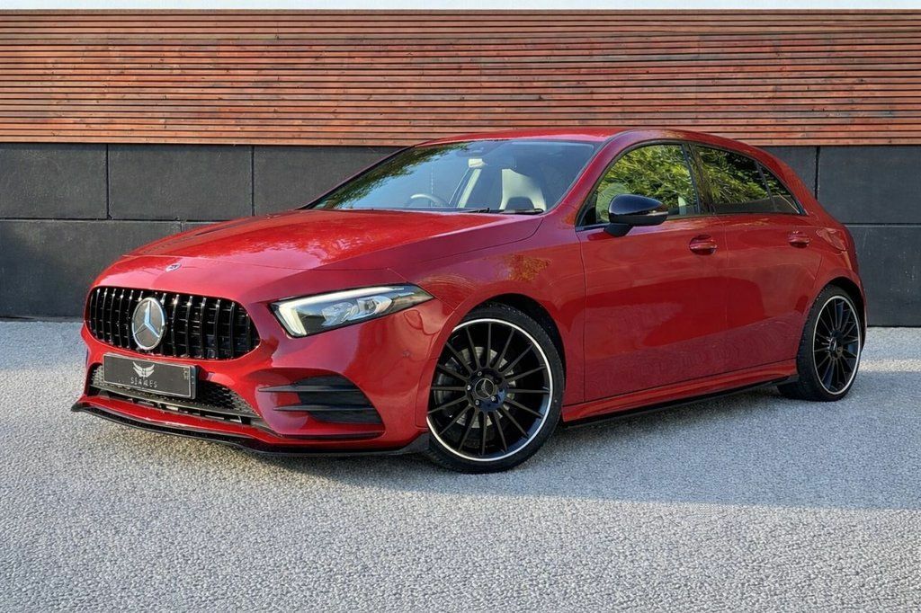 Mercedes-Benz A Class 2020 1.3 A180 Amg Line Premium 2 Hatchback P Red