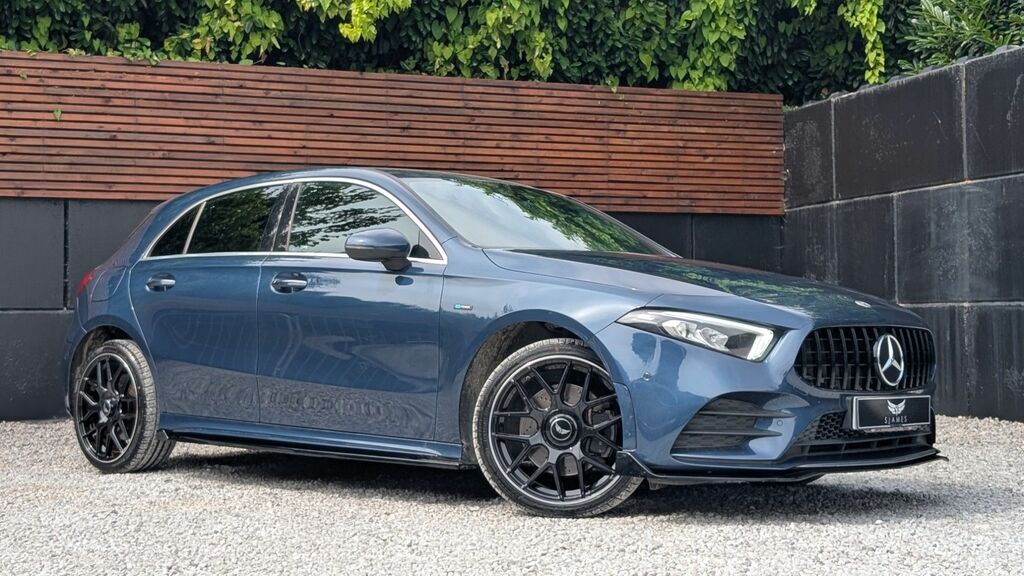 Mercedes-Benz A Class 2023 1.3 A200 Amg Line Executive Hatchback P KN23YSV Blue #4