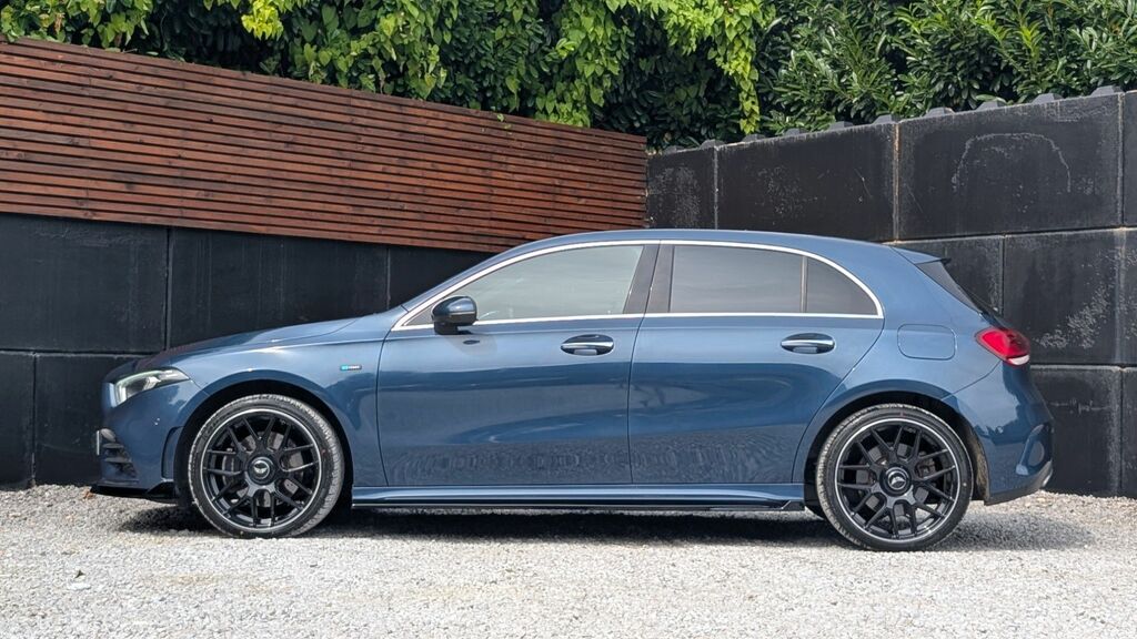 Mercedes-Benz A Class 2023 1.3 A200 Amg Line Executive Hatchback P KN23YSV Blue #5