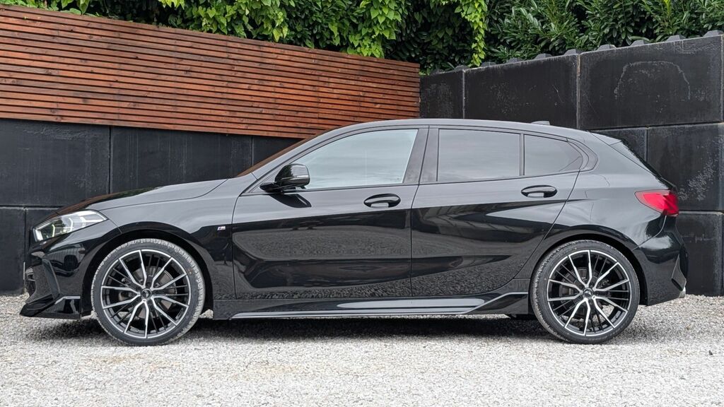 BMW 1 Series 2023 1.5 118I M Sport Lcp Hatchback M FJ73JXP Black #5