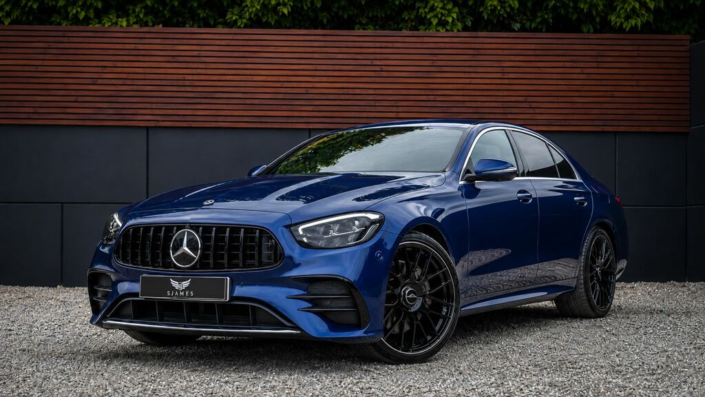 Mercedes-Benz E Class 2023 2.0 E220dh Mhev Amg Line Premium Saloon Blue