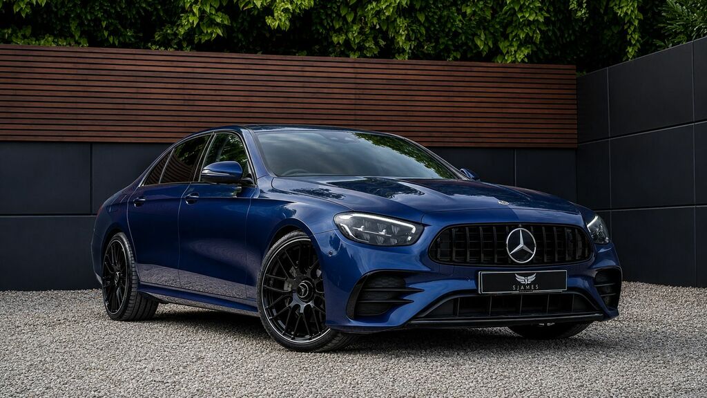 Mercedes-Benz E Class 2023 2.0 E220dh Mhev Amg Line Premium Saloon KW72FNR Blue #3