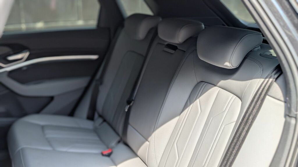Audi E-tron 2022 50 Black Edition Suv Quattr GY22DXO Grey #5