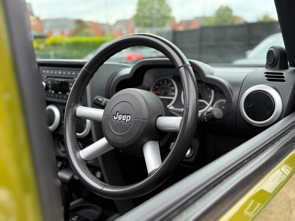 Jeep Wrangler 2.8 Crd Sahara Soft Top 4X4 Black #10