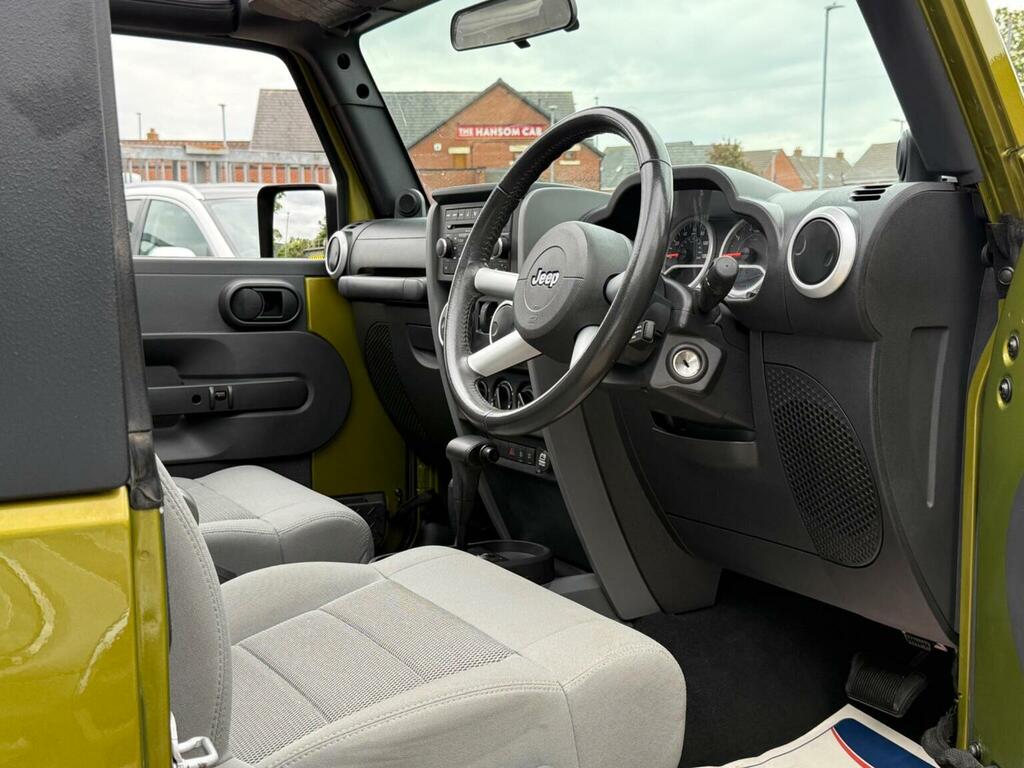 Jeep Wrangler 2.8 Crd Sahara Soft Top 4X4 Black #17
