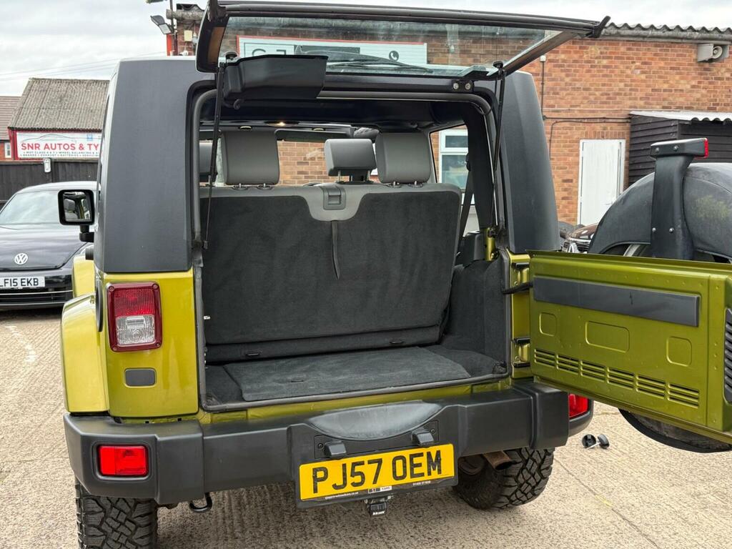 Jeep Wrangler 2.8 Crd Sahara Soft Top 4X4 Black #13