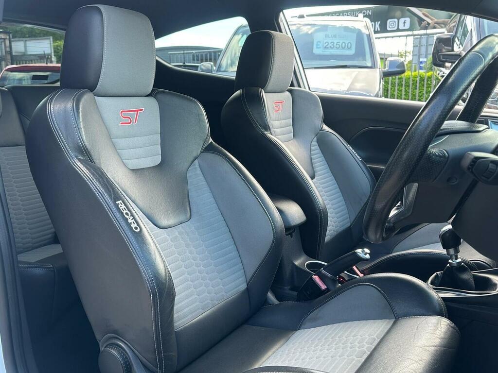 Ford Fiesta Hatchback 1.6T Ecoboost St-3 Euro 5 Ss 201 J44THC White #2