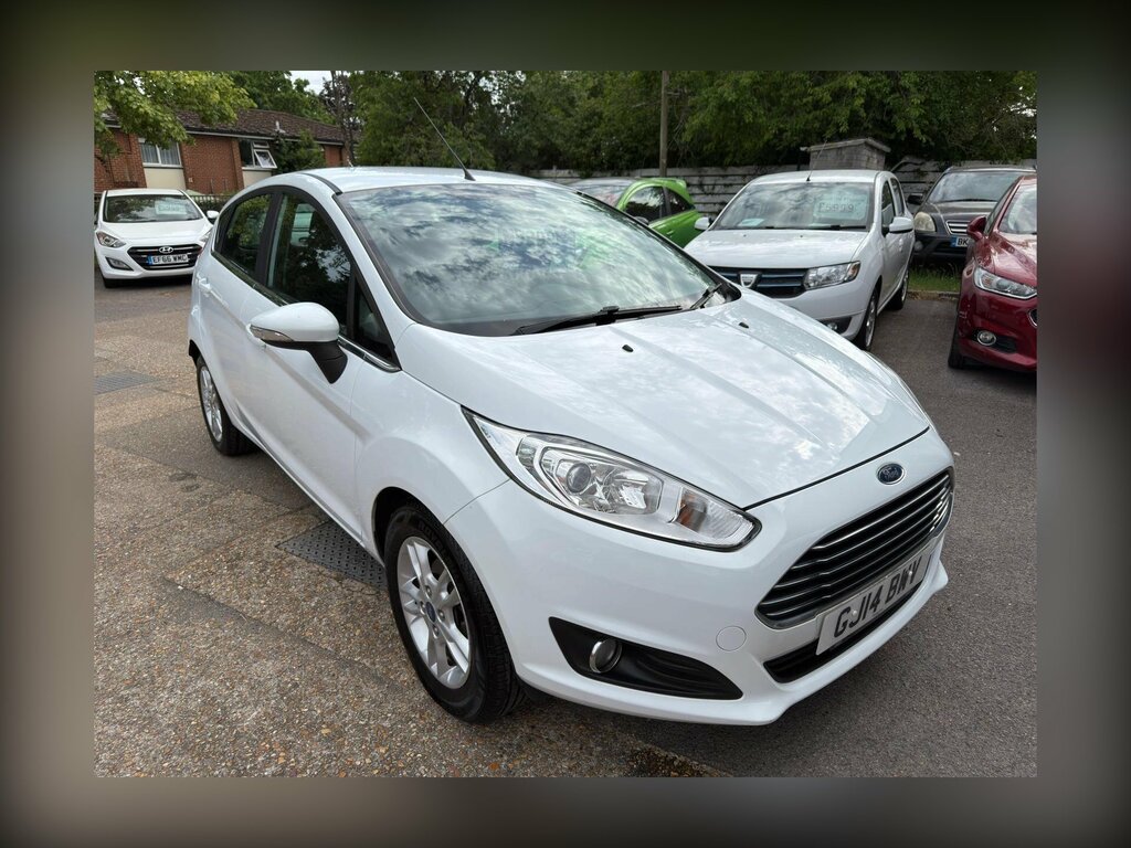 Ford Fiesta 1.25 Zetec Euro 5 GJ14BWV White #3