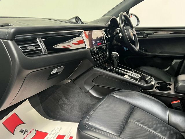 Porsche Macan 2023 2.9T V6 S Suv Pdk 4Wd Euro 6 Ss EIG3939 Grey #3
