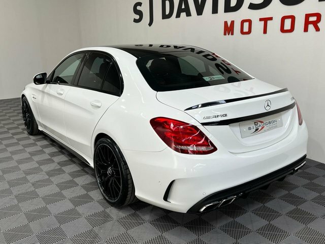 Mercedes-Benz C Class 2016 4.0 C63 V8 Biturbo Amg Saloon Spds J999FRU Black #2