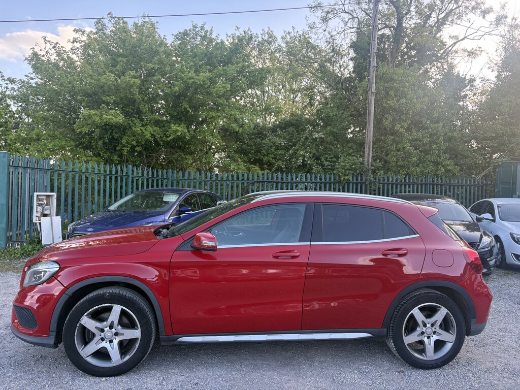 Mercedes-Benz GLA Class Suv 2.0 Gla250 Amg Line 201515 RB15AMB Red #4