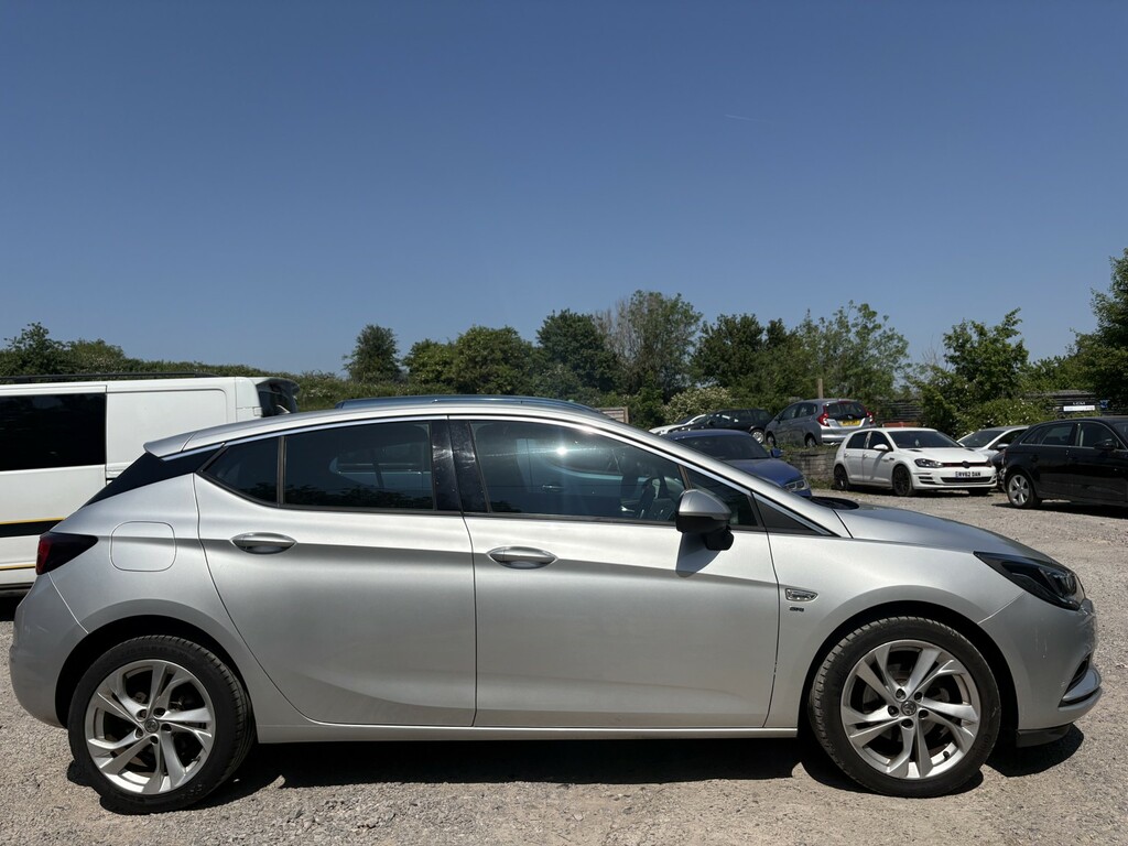 Vauxhall Astra Hatchback 1.0 I Turbo Ecotec Sri Nav 201868 DL68XPY Silver #2