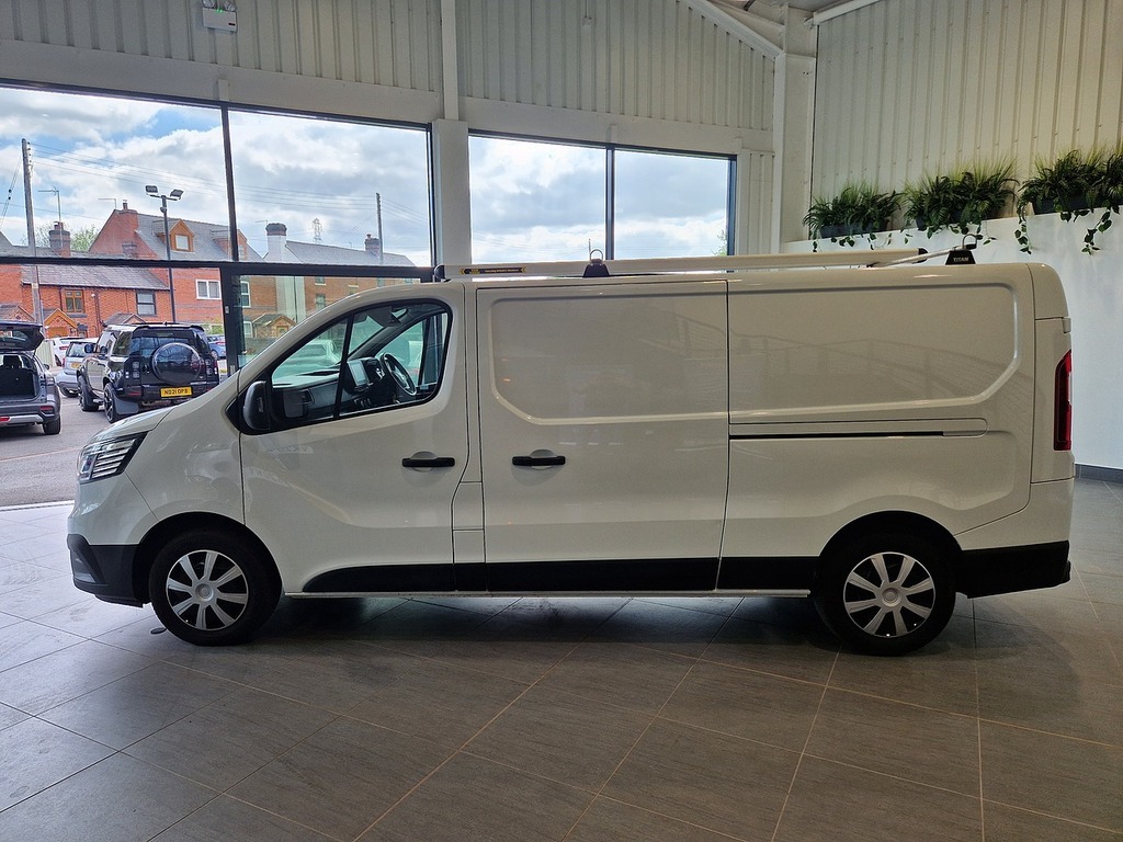 Renault Trafic Dci Blue 30 Advance FL24KNJ White #2