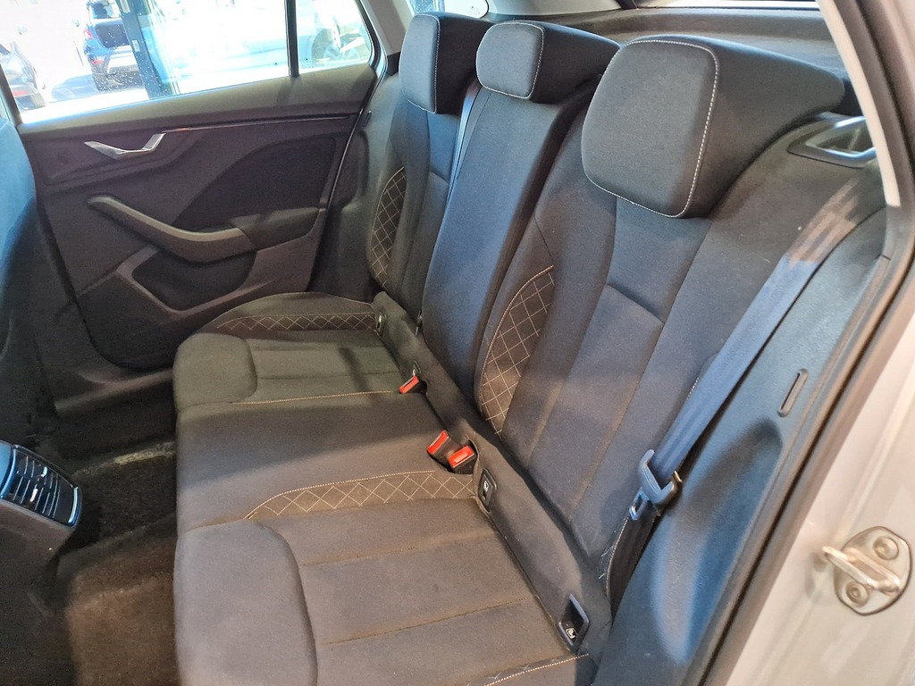 Skoda Kamiq Tsi Se Drive KR72VNK Silver #5