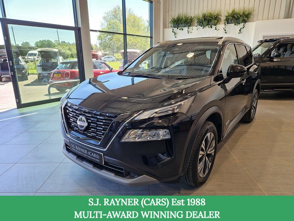Nissan X-Trail H E-power N-connecta Black
